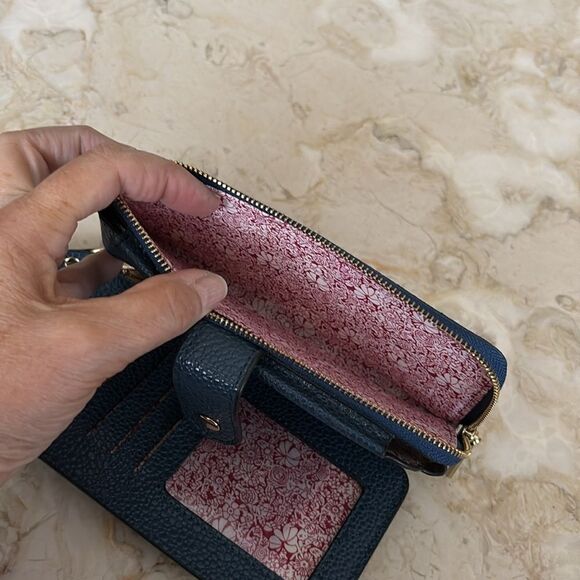 NWOT Long & Son Faux Leather Wristlet Wallet Phone Case - Picture 6 of 10